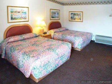 Cloverdale Oaks Inn Стая снимка